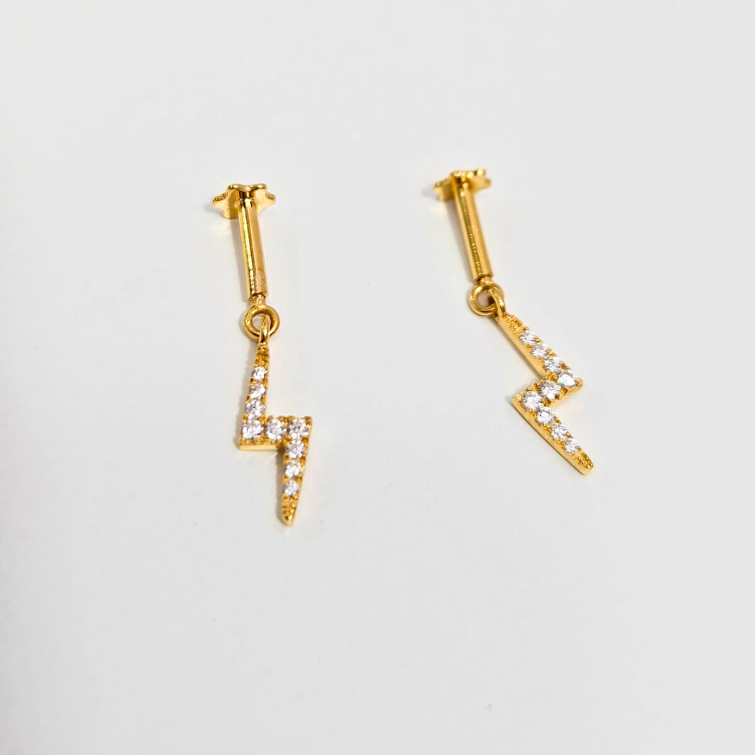Diamond Bolt Bugadi ihelix piercing in Moissanite and Diamond by Vai Ra