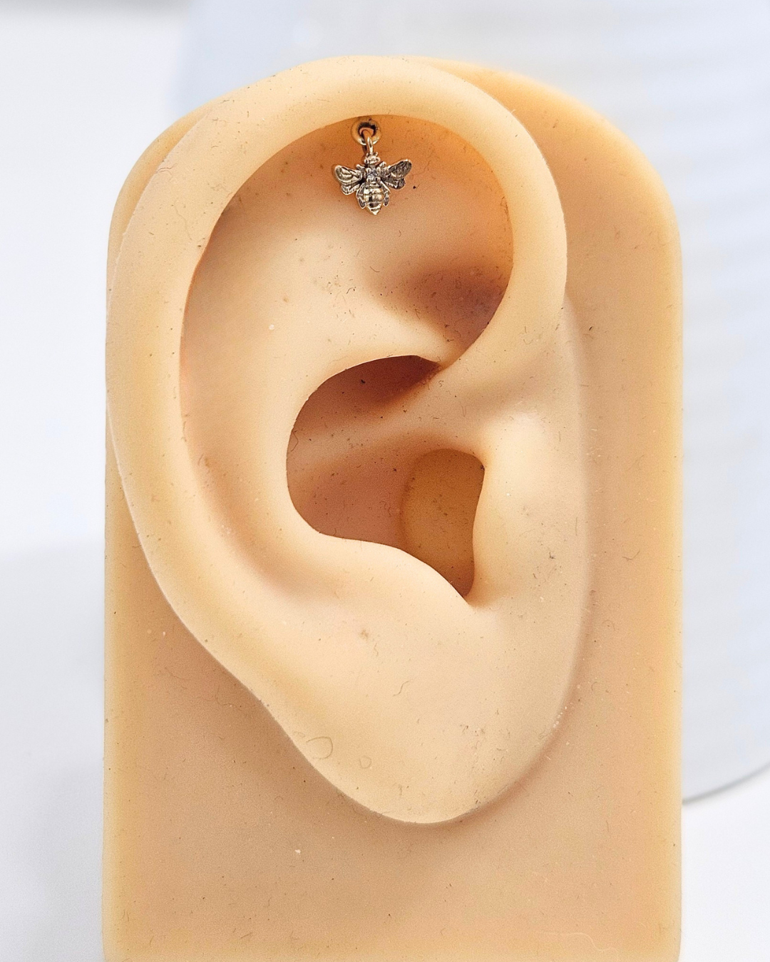 Honey Bee 18KT Gold Moissanite Bugadi b Vai Ra