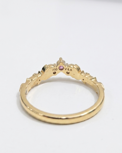 Valli Gold ring with leaf designs and 0.2 CT  small diamonds by Vai Ra