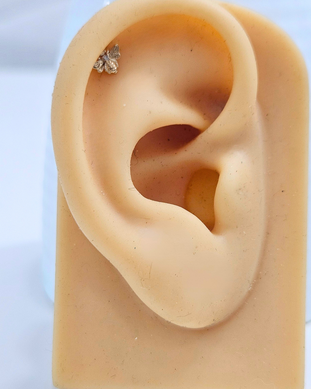Honey Bee Gold Helix Piercing Earring by Vai Ra in Moissanite