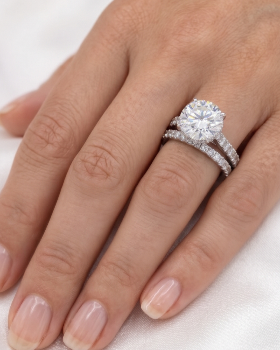 Eon Couple Ring Set in Diamond and Moissanite by Vai Ra