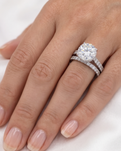 Eon Couple Ring Set in Diamond and Moissanite by Vai Ra