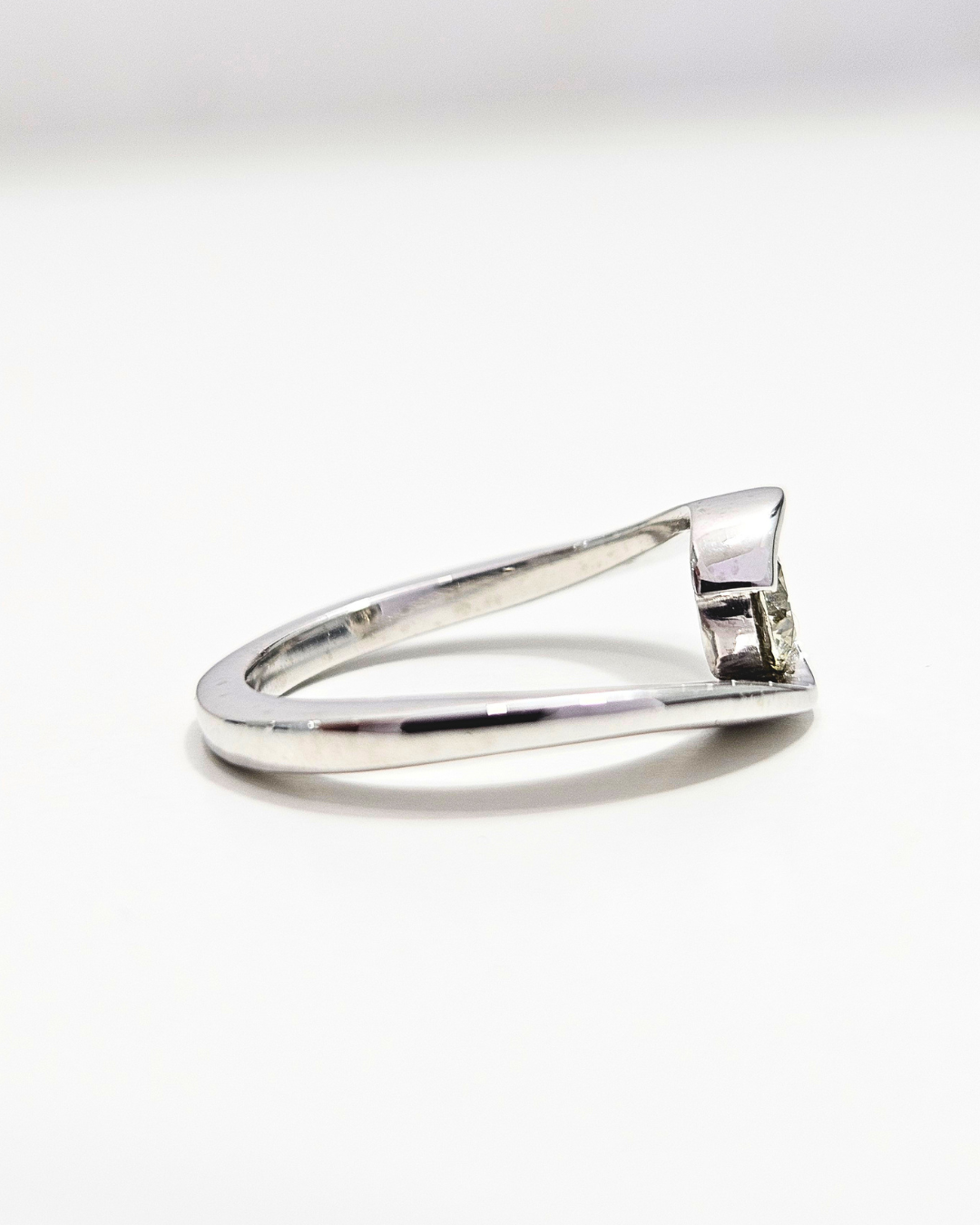 Surya Mani Astrological Ring in Sapphire by Vai Ra 