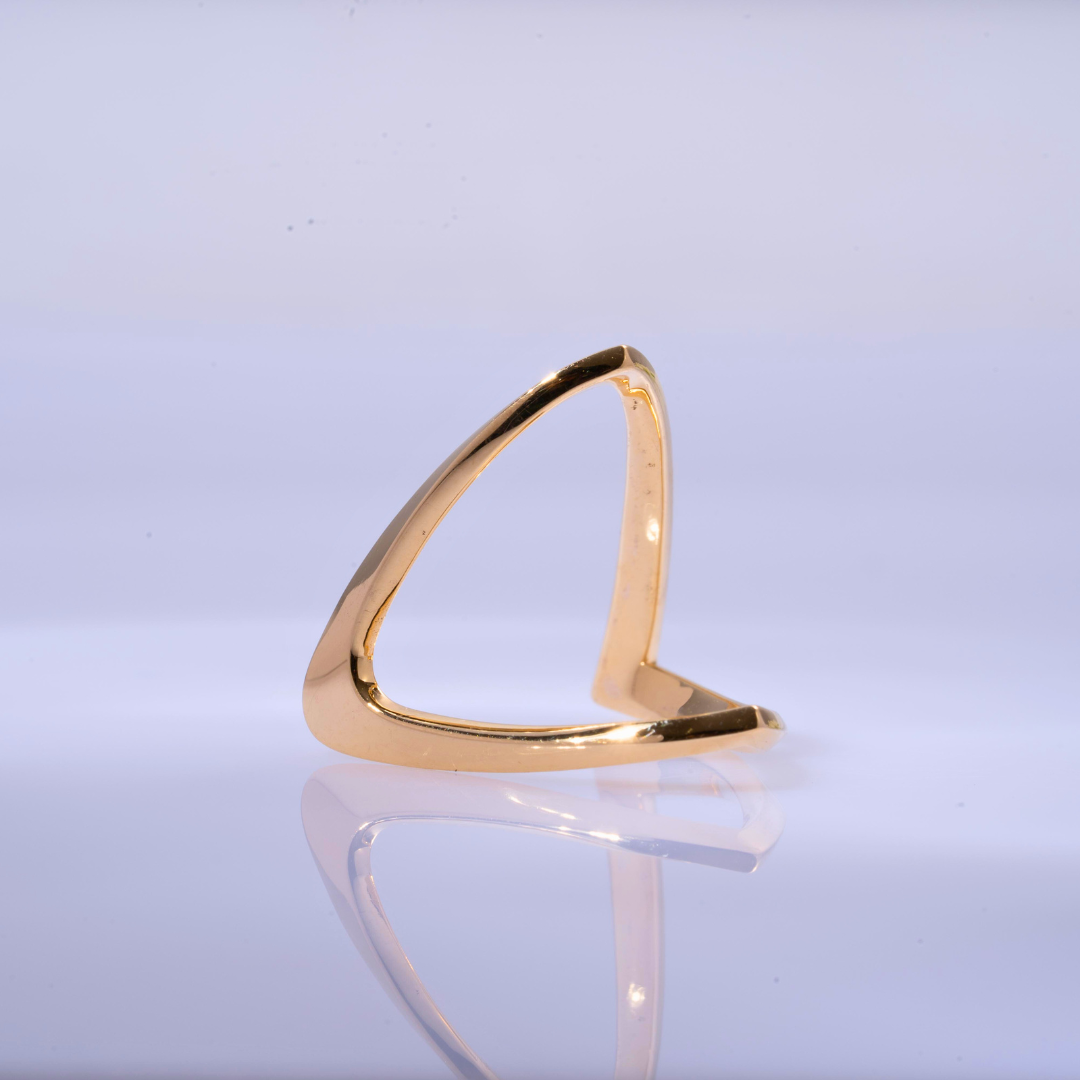 Ratna Vanki Ring in Gold by  Vai Ra