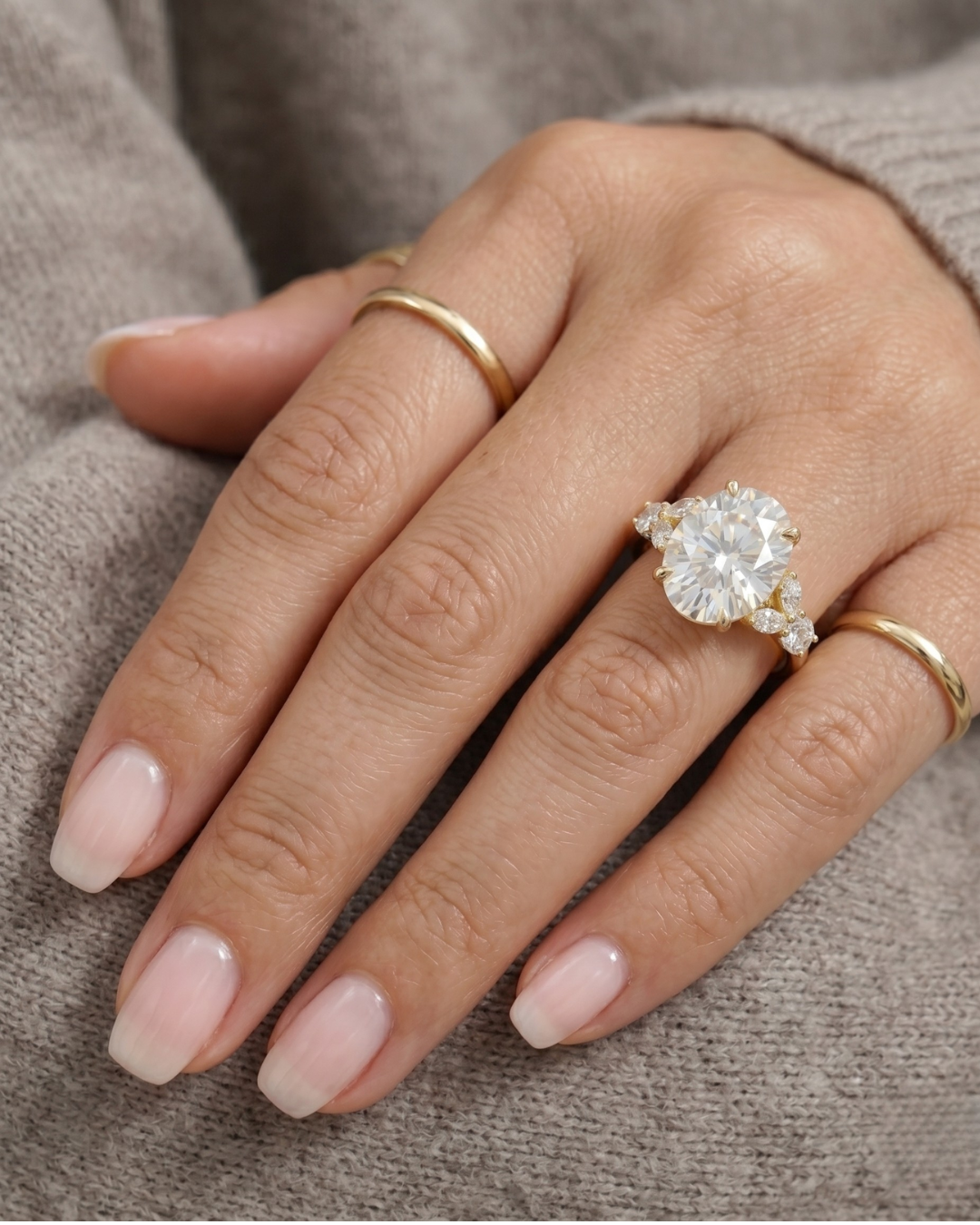 Hima Crushed Ice Oval Solitaire ing by Vai Ra