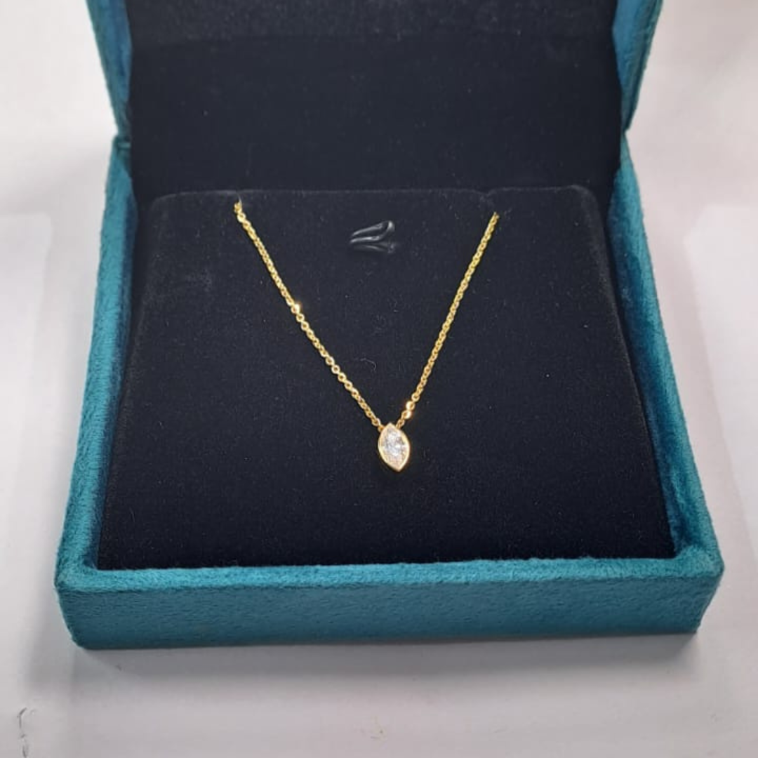 Marquise Set with Earrings and Pendant by Vai RA in Moissanite and Lab Diamond