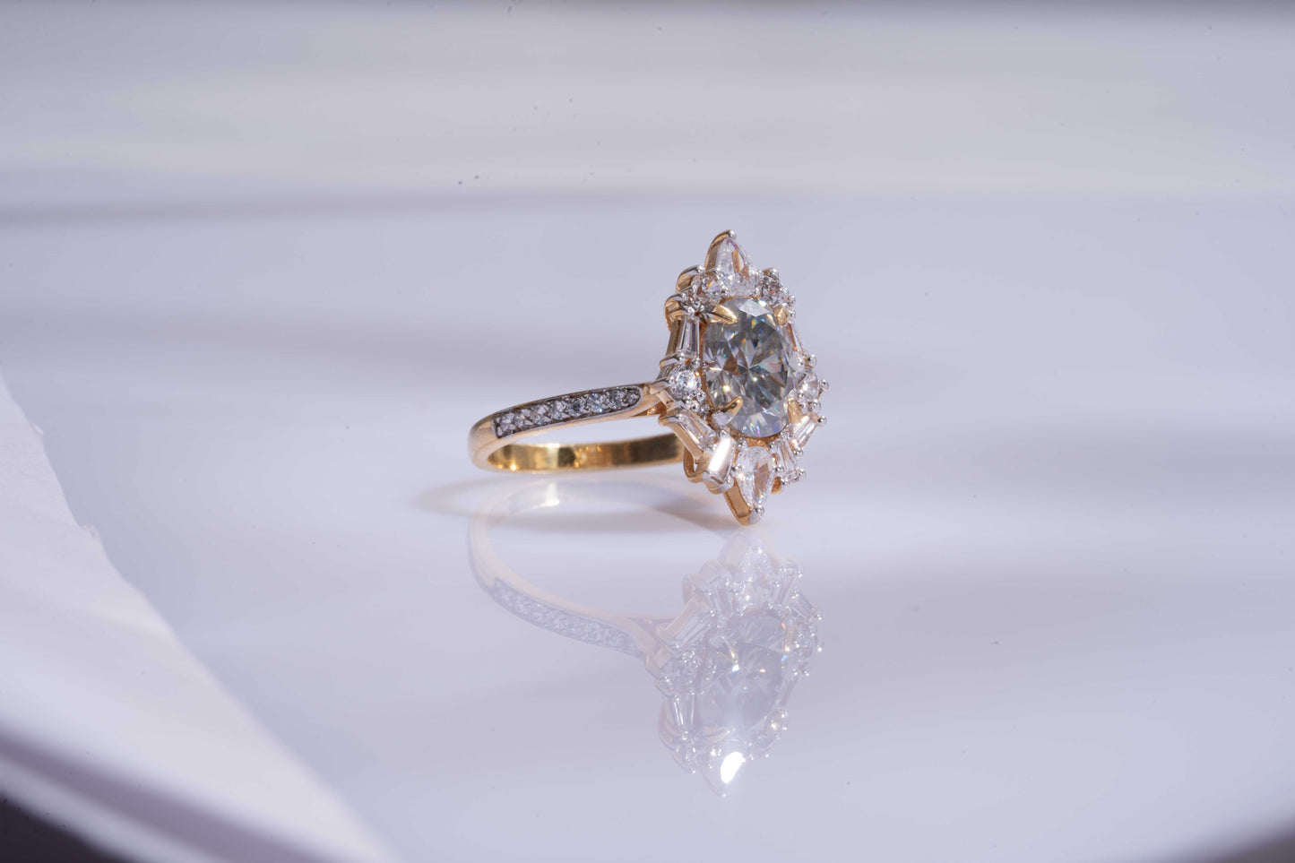 Vintage Grey  (2.85 CT)