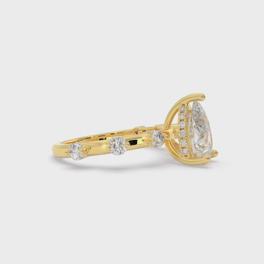 The Aahna Ring - Pear