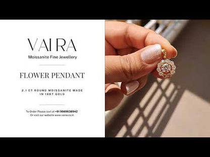 Flower Moissanite Diamond Pendant made in gold