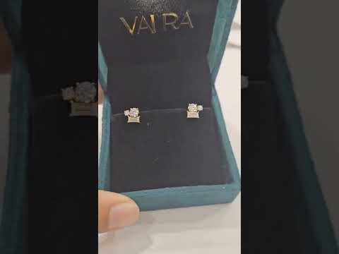 Harshi Earring (1.83 CT)