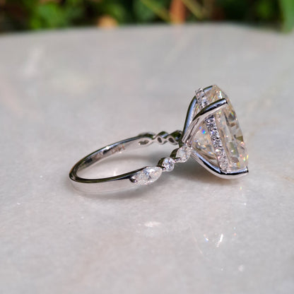 Oval Statement Moissanite Diamond Ring