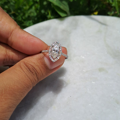 moissanite diamond ring