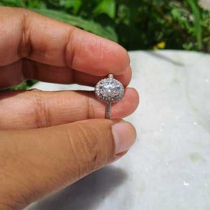 Oval moissanite Diamond Ring