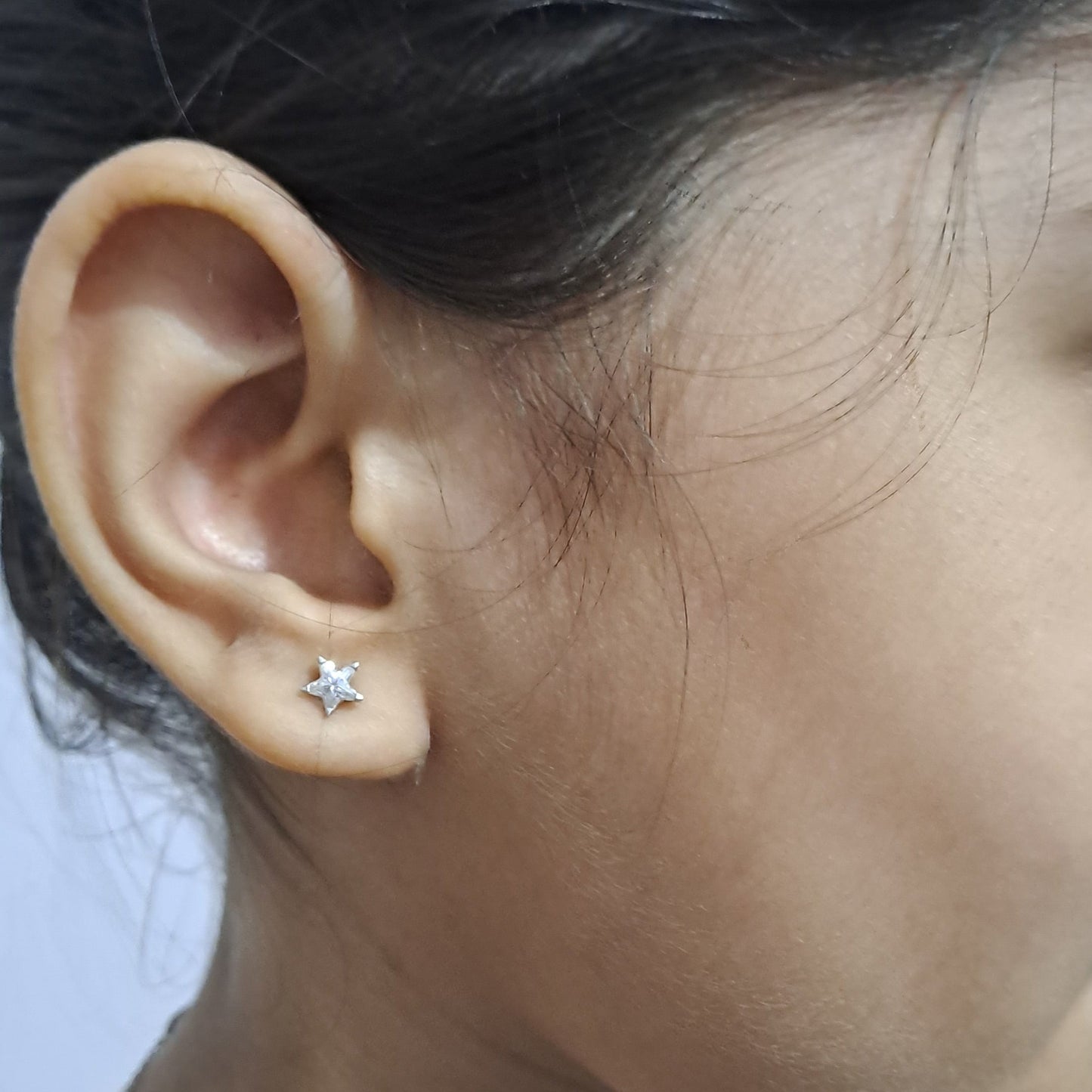 Nima Earrings (1 CT)