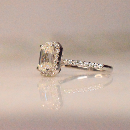 Aswi Ring (1.62 CT)