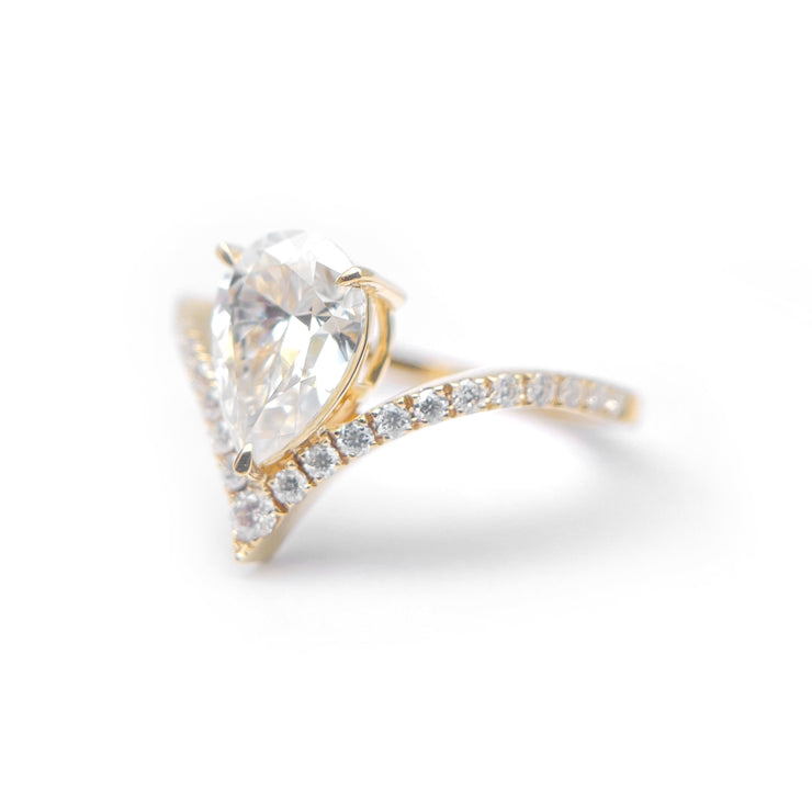 2.87CT Pear Moissanite Solitaire Ring — Vai Ra