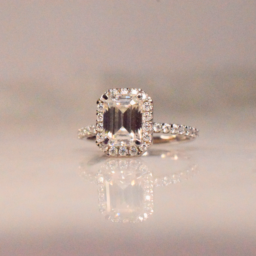 Aswi Ring (1.62 CT)