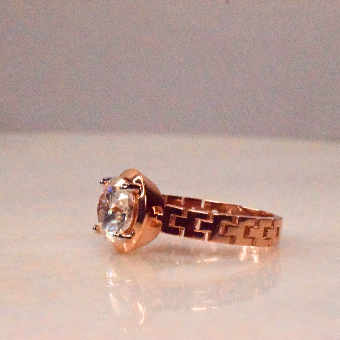 Round Moissanite Diamond Ring for Men in Gold